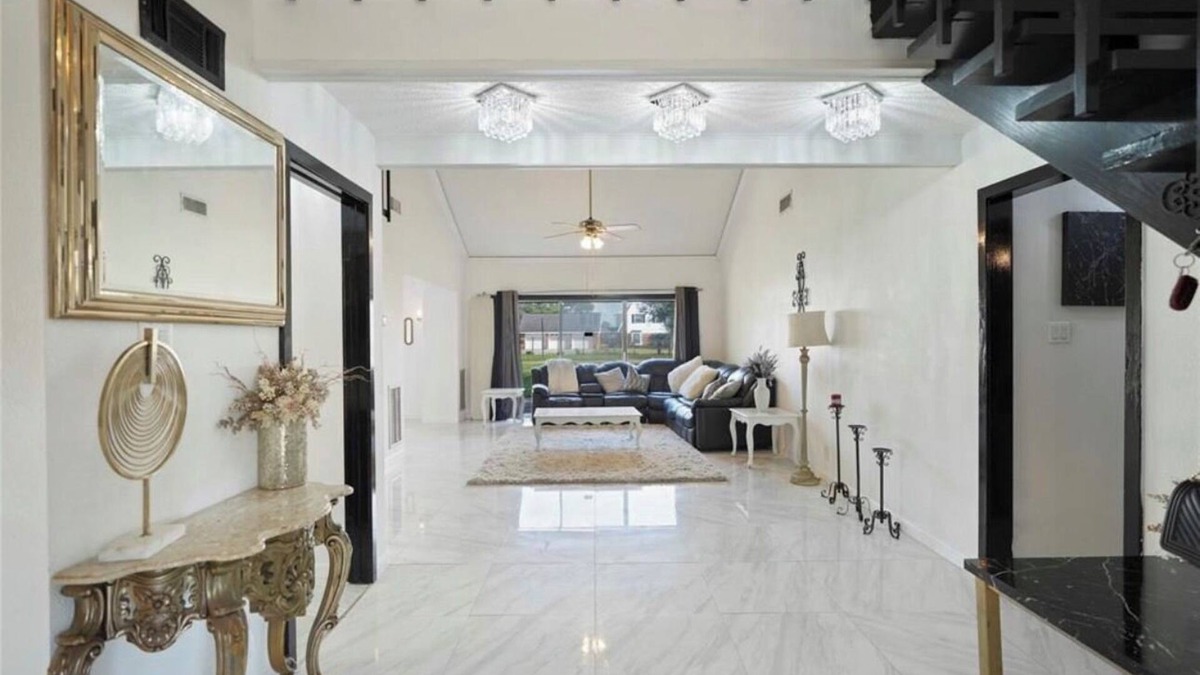 Lakeview Jefferson County House | Spacious 5 bedroom house in Port Arthur!