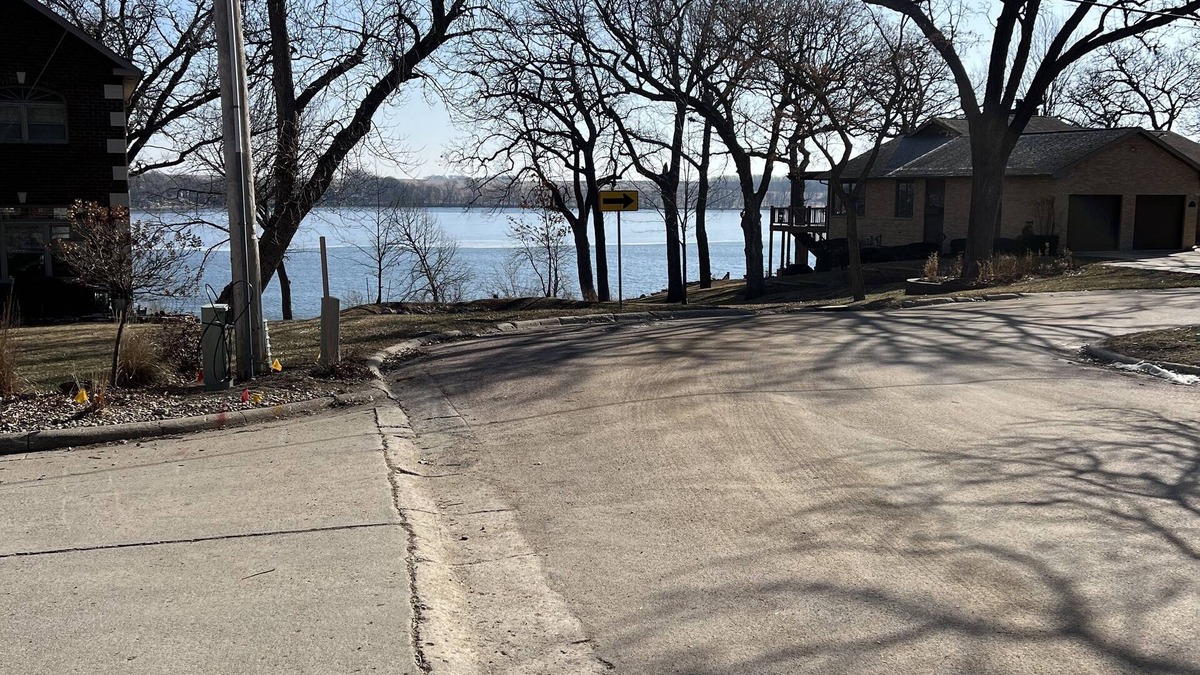 Spirit Lake House | Spacious 5-bedroom house with dock access in welcoming Spirit Lake