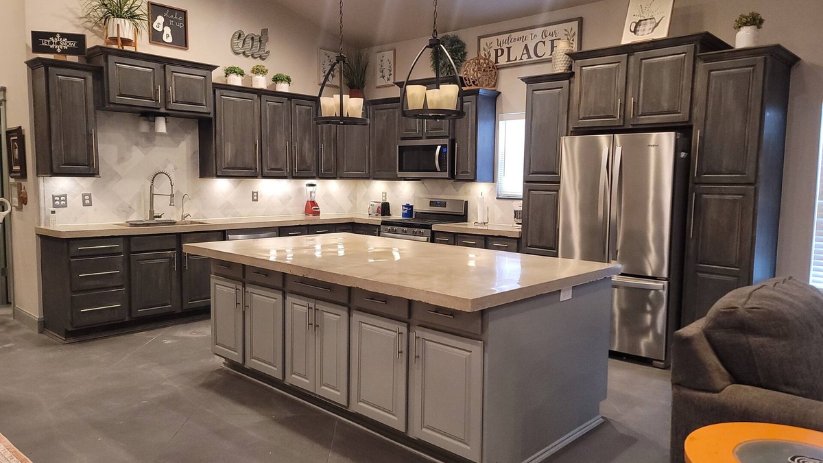 Porum House | Spacious 5b/5b Eufaula OK Lakeside Retreat with Boat Slip & Golf Cart!