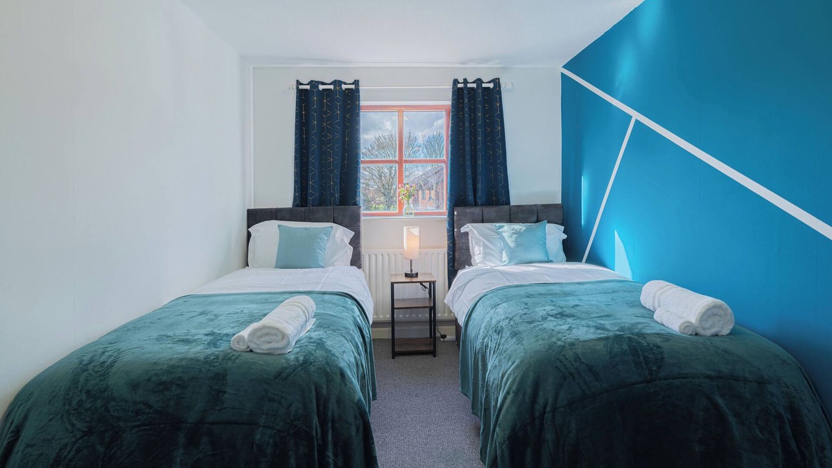Middleton Cheney House | Spacious 5bedrooms Oxfordshire near M40 towards London, Birmingham and Cotswolds