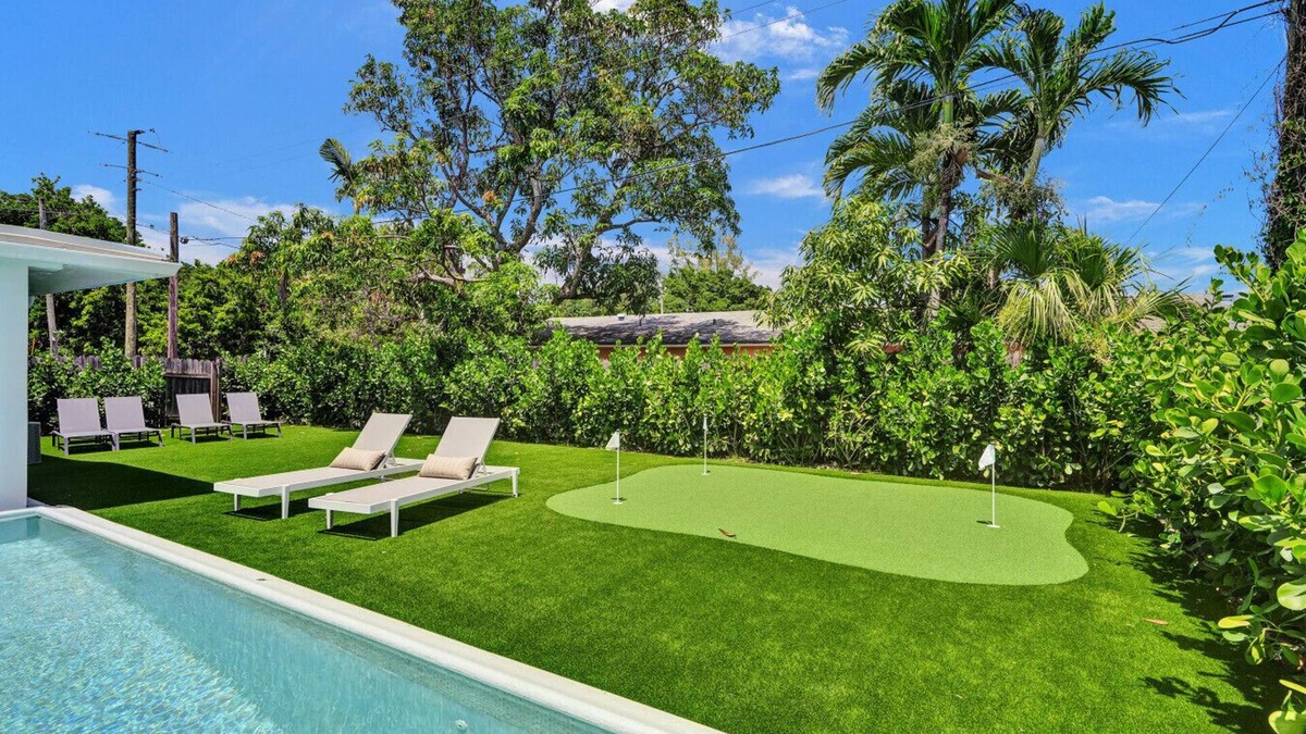 Biscayne Park House | Spacious 5BR Miami Oasis w/Pool