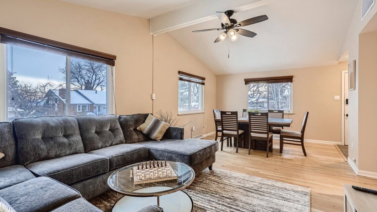 Scenic Heights House | Spacious 6 BD 3 BT 2 KT Retreat | Old Town Arvada