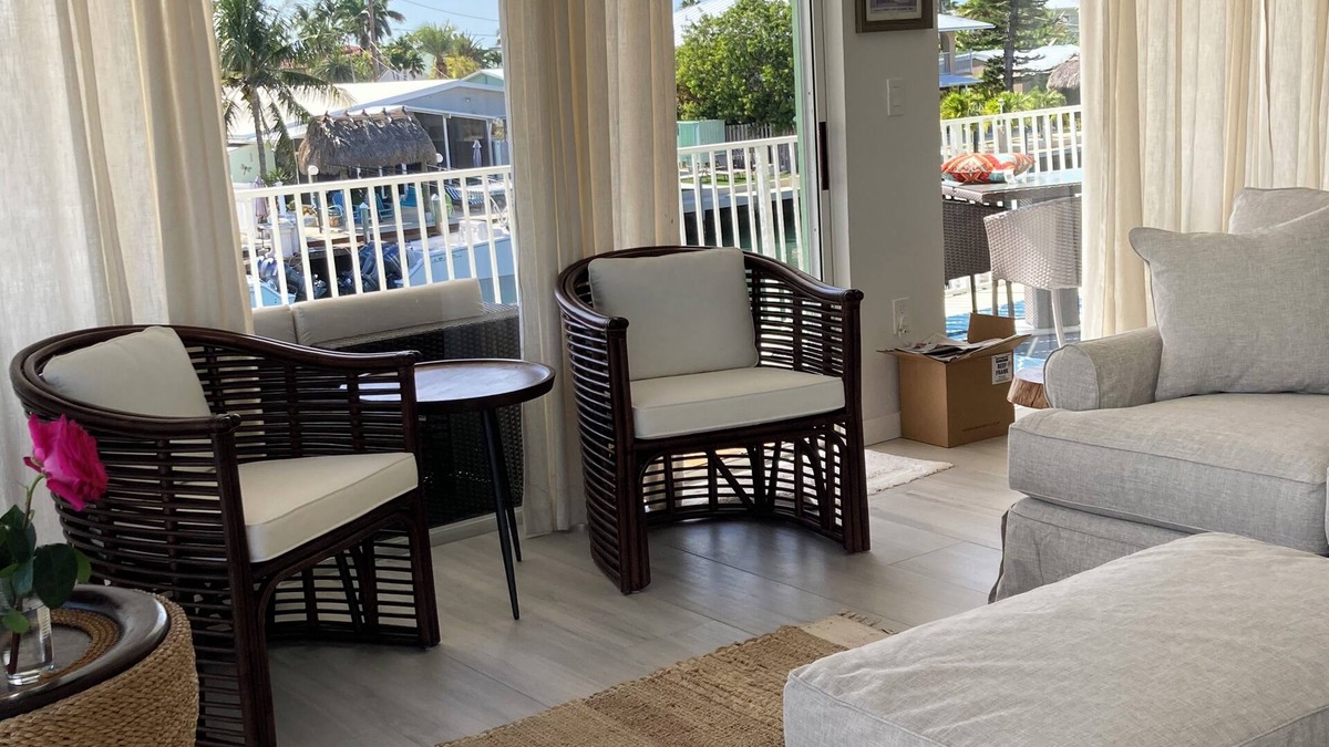 Key Colony Beach House | Spacious 6-bedroom- 2 kitchen Duplex in beautiful Key Colony Beach