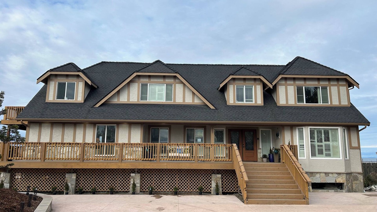 Sequim House | Spacious 6-bedroom Beach House