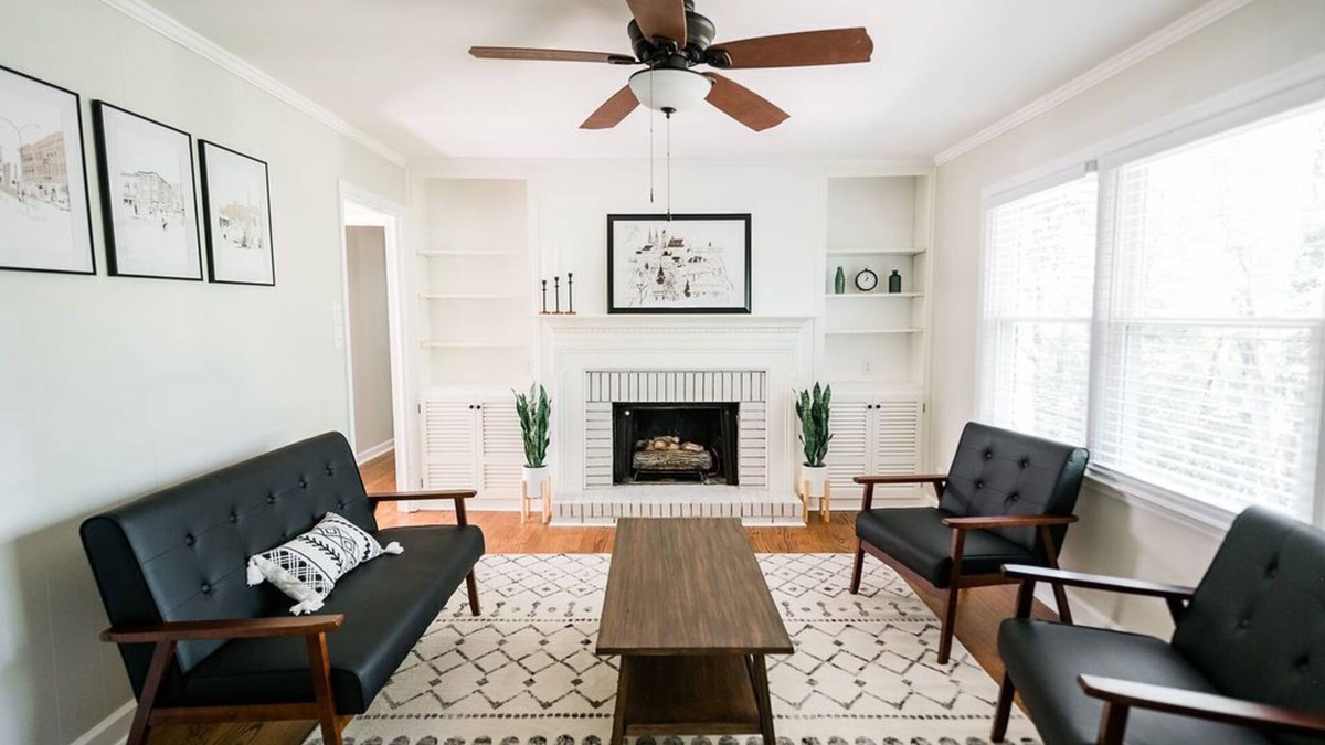 Macon House | Spacious 6 bedroom home near Downtown Macon!