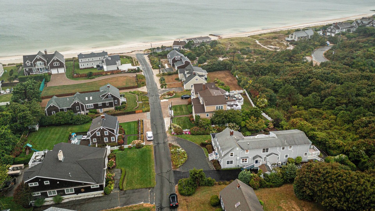 Silver Beach House | Spacious 6-bedroom house with WiFi and AC at Old Silver Beach in Falmouth