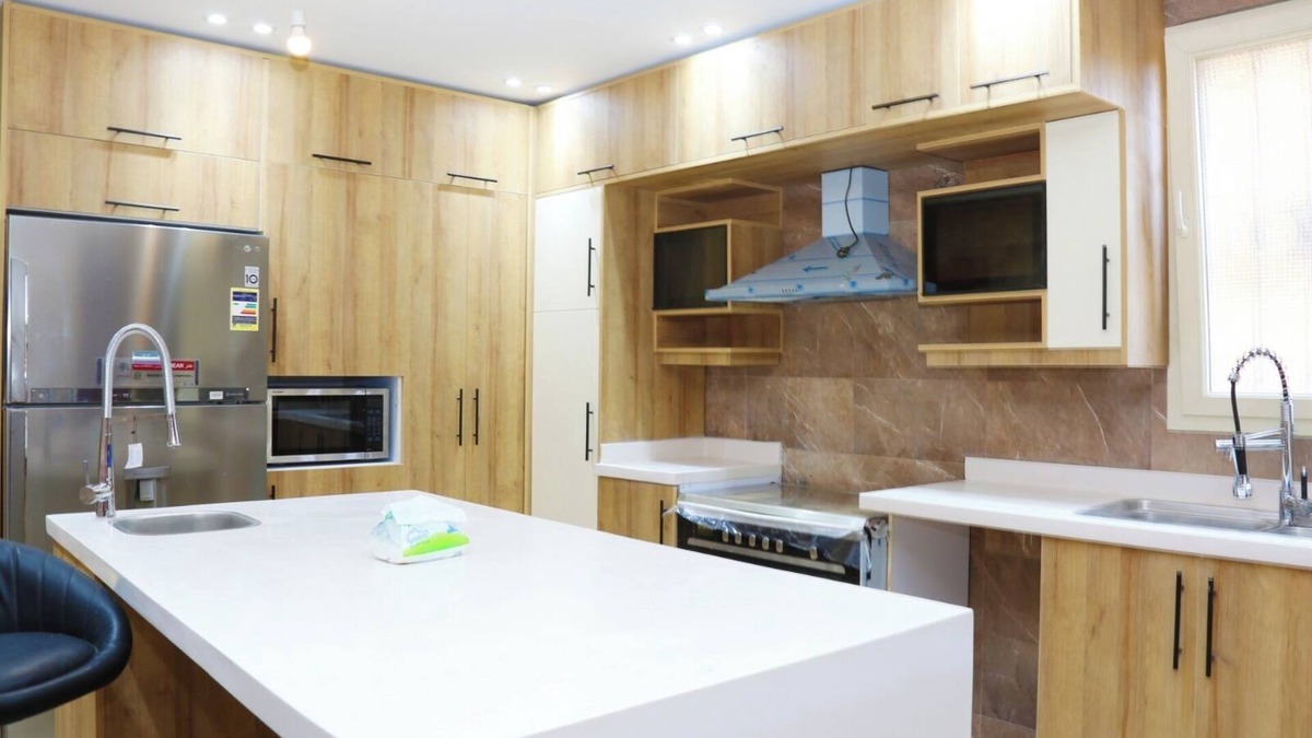 Giza Governorate Villa | Spacious 6-bedroom mansion in enjoyable 6th of October City with WiFi, AC