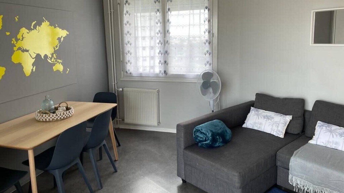Saint-Jacques - Pirmil Apartment | Spacious 62 m² aprtment with balcony