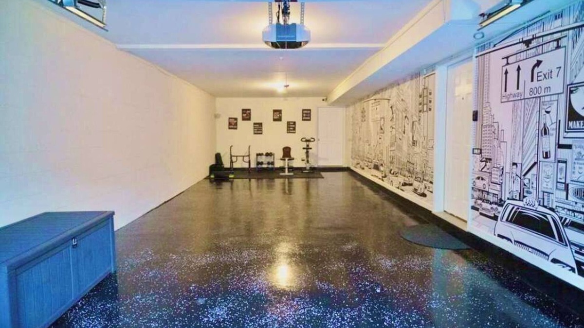 Newark House | Spacious 6BR Duplex Near EWR & NY/NJ Attractions