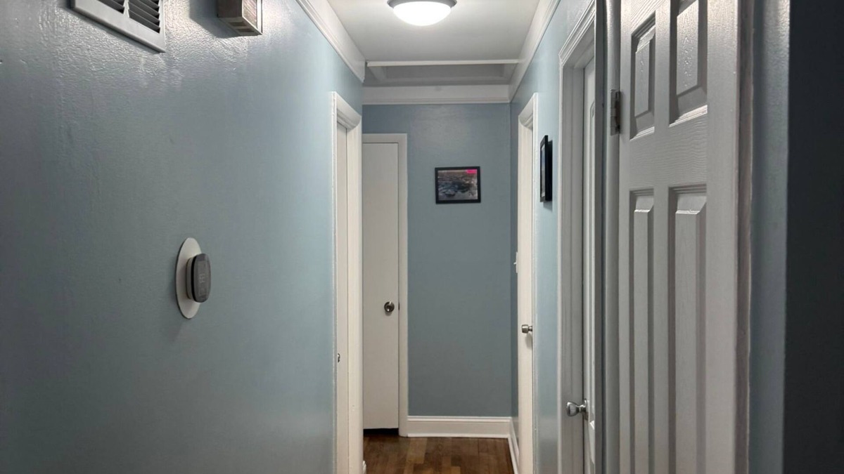 Suitland House | Spacious 7-bedroom house in enchanting Camp Springs with AC, WiFi