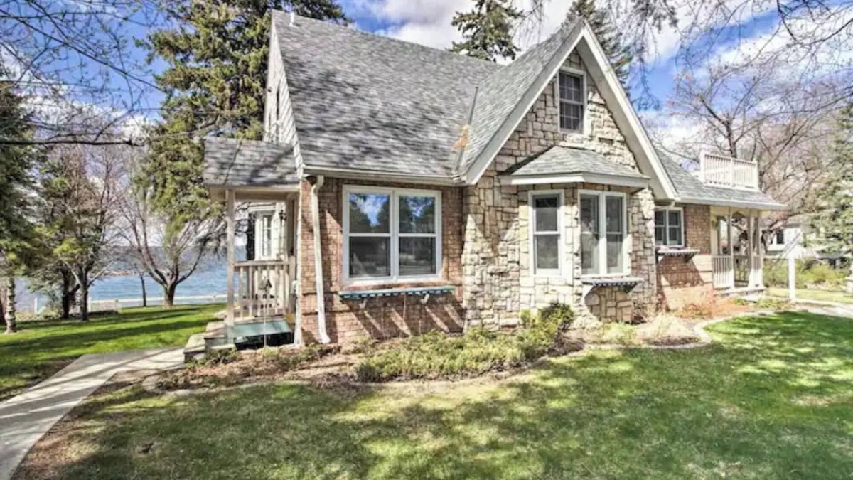 Walker House | Spacious 7BR Leech Lake Home | 7 Bed, 5 Bath