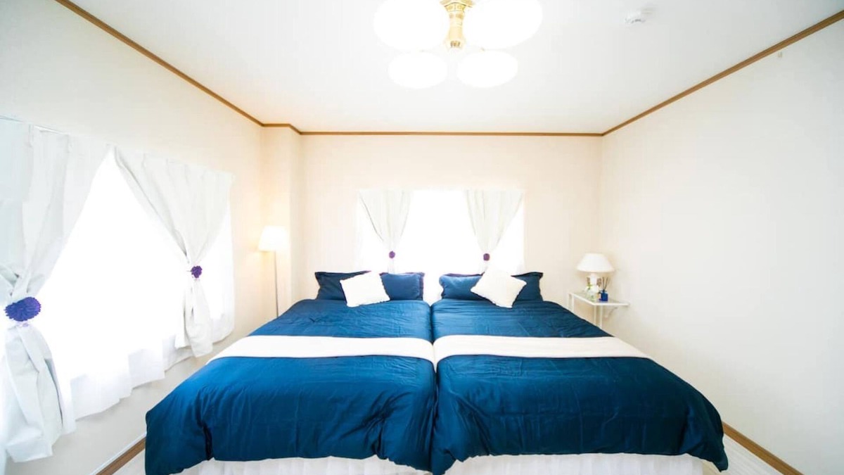 Awaji House | Spacious 7LDK for rent Accommodates 20 people has a large terrace and is available for BBQ Shizuk/Awaji Hyōgo