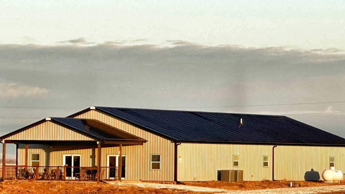 Ellis County Cabin | Spacious 8 Bedroom Lodge