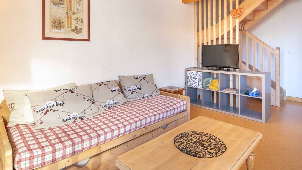 Saint-Sorlin-d'Arves Apartment | Spacious apt 8 ppl, near the ski station