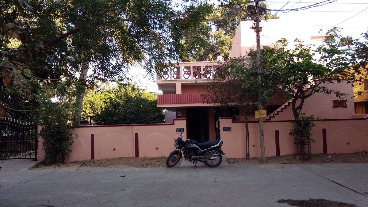 Vanasthalipuram Villa | Spacious AC Garden Villa Very close to Hyd - Vja National Highway