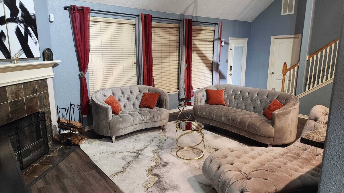 Spring House | Spacious and beautifully decorated 3BR, 2.5BA home