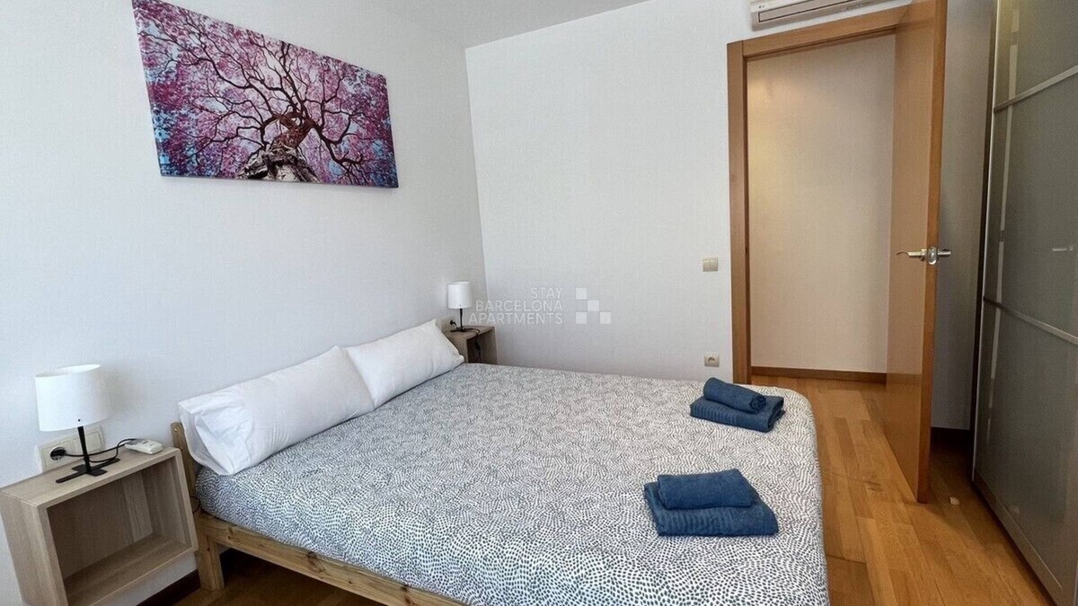 El Guinardo Apartment | Spacious and bright apartment in Maragall