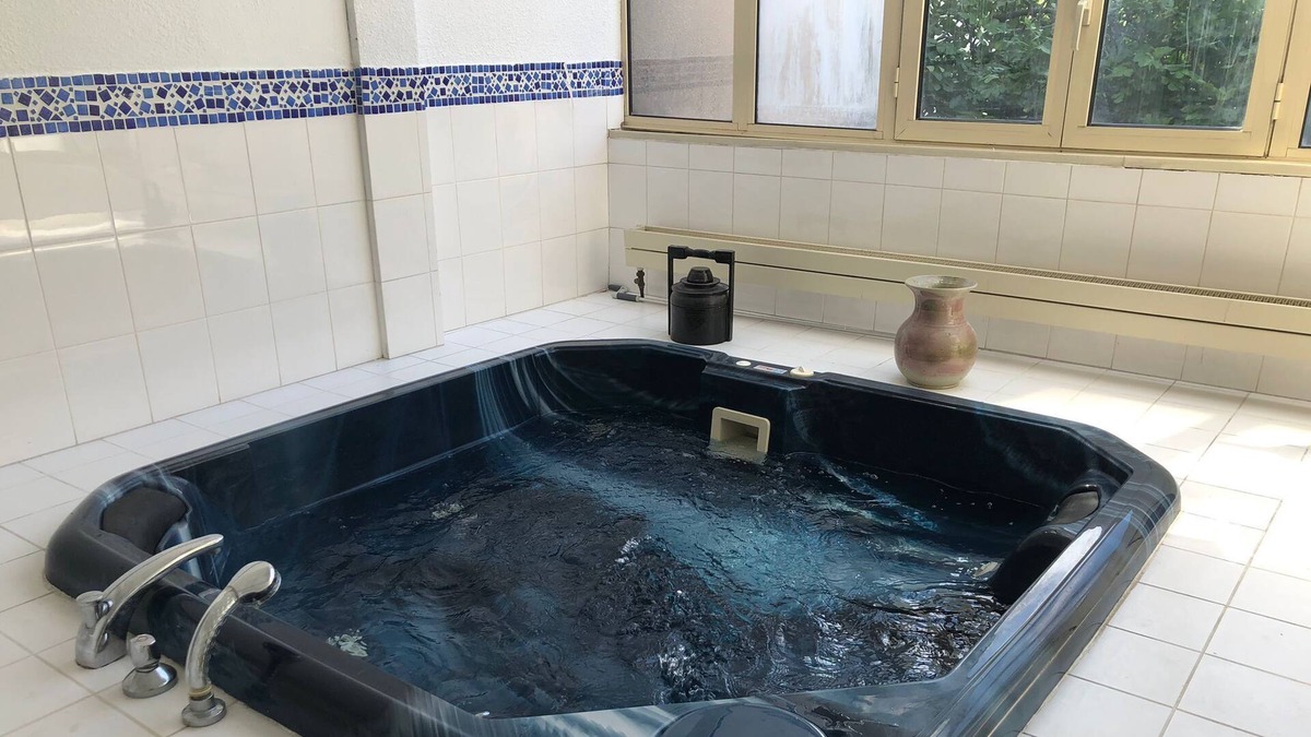 Cachan Villa | Spacious and bright villa with Jacuzzi 10 minutes from the metro