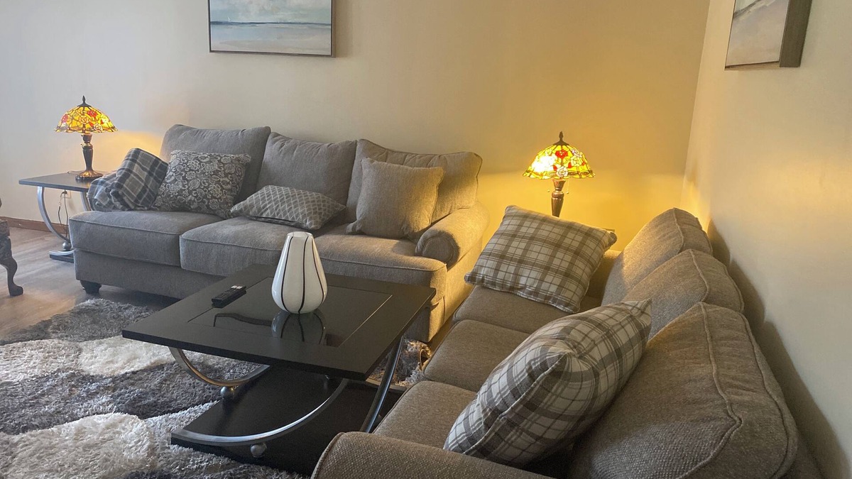 Reynoldsburg House | Spacious and comfortable single family home with finished basement.