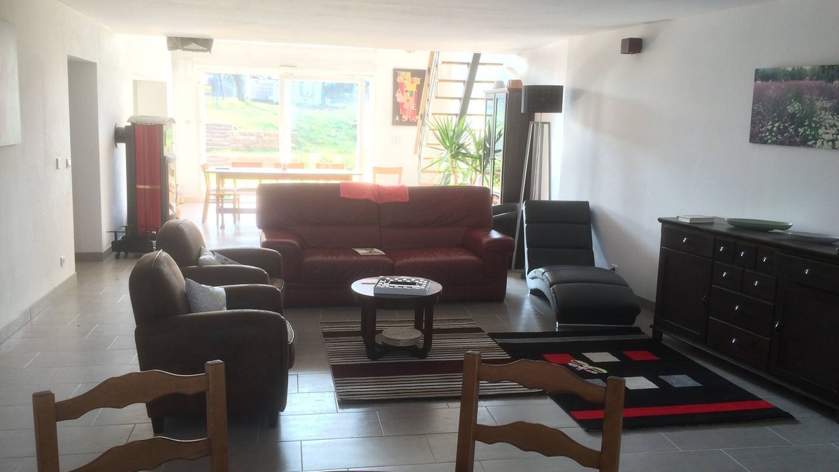 Pallegney House | Spacious and comfortable house, 4 bedrooms.