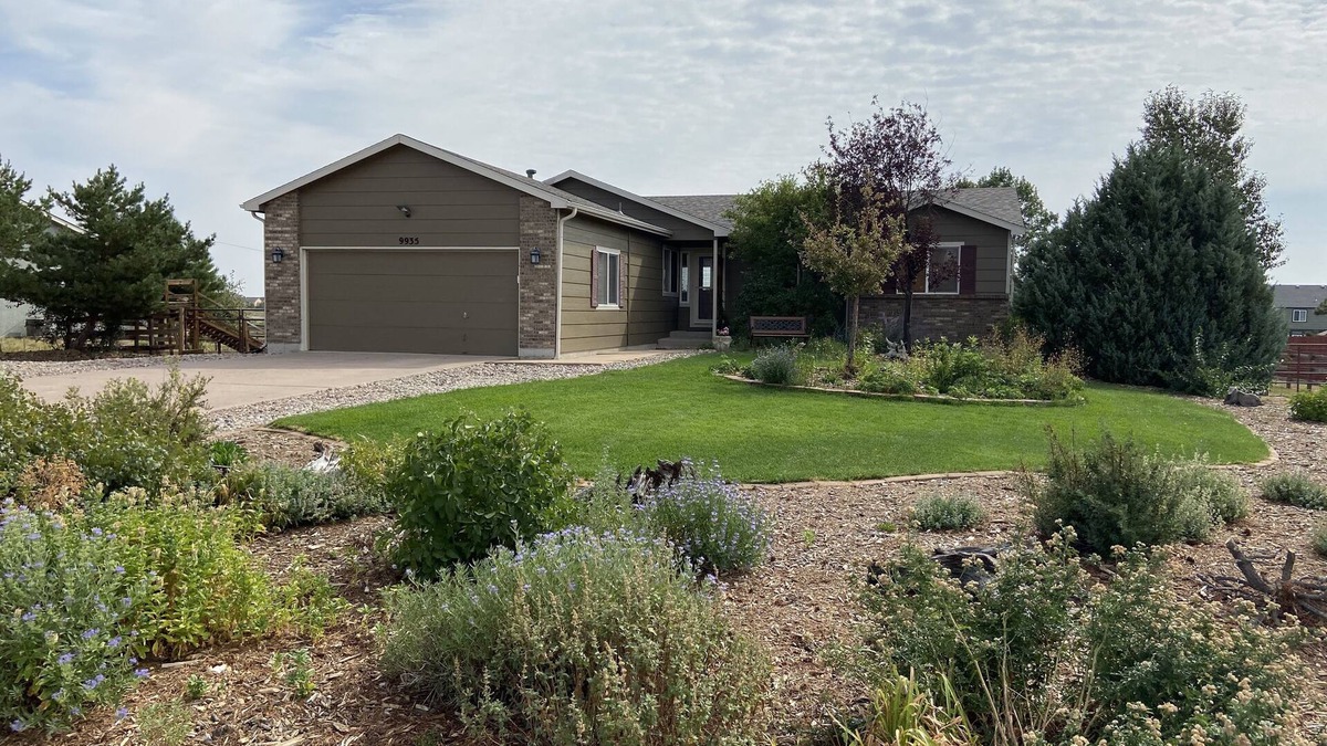Falcon Hills House | Spacious and Comfortable Garden Level Basement Apartment