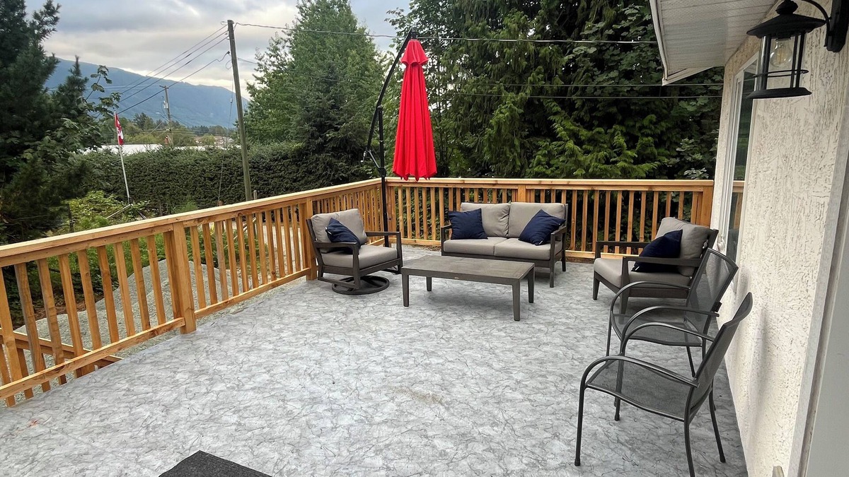 Lake Cowichan House | Spacious and Cozy house in charming Lake Cowichan