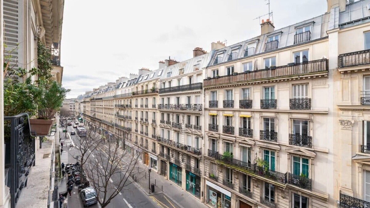 Saint-Vincent-de-Paul Apartment | Spacious and Elegant 3BD Apartment—Rochechouart