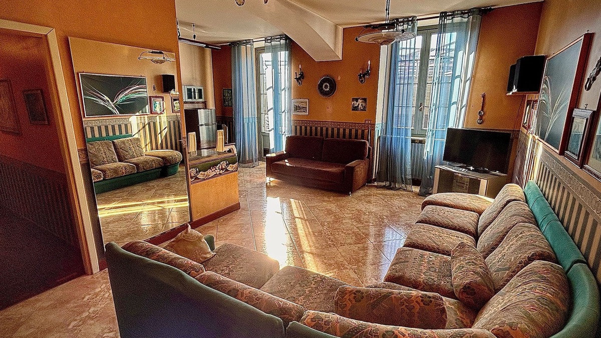 Vittoria Apartment | Spacious and elegant apartment in a quiet district close to city centre