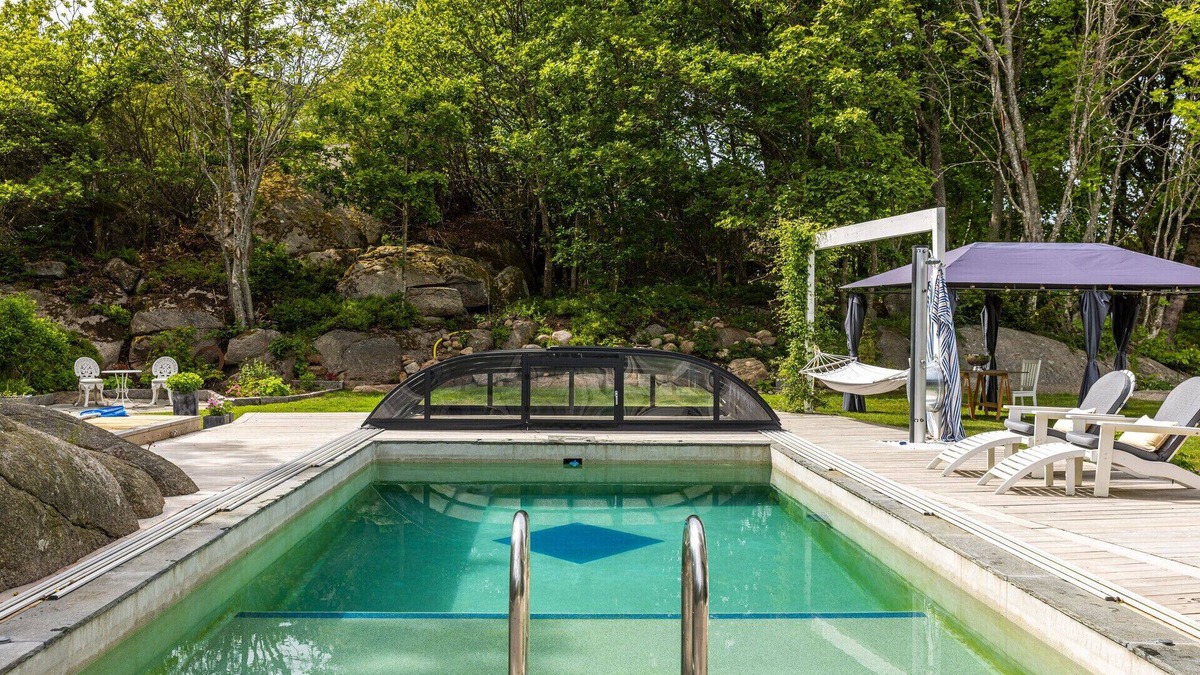 Kullavik House | Spacious and fantastic villa with pool in beautiful Kullavik |SE08063