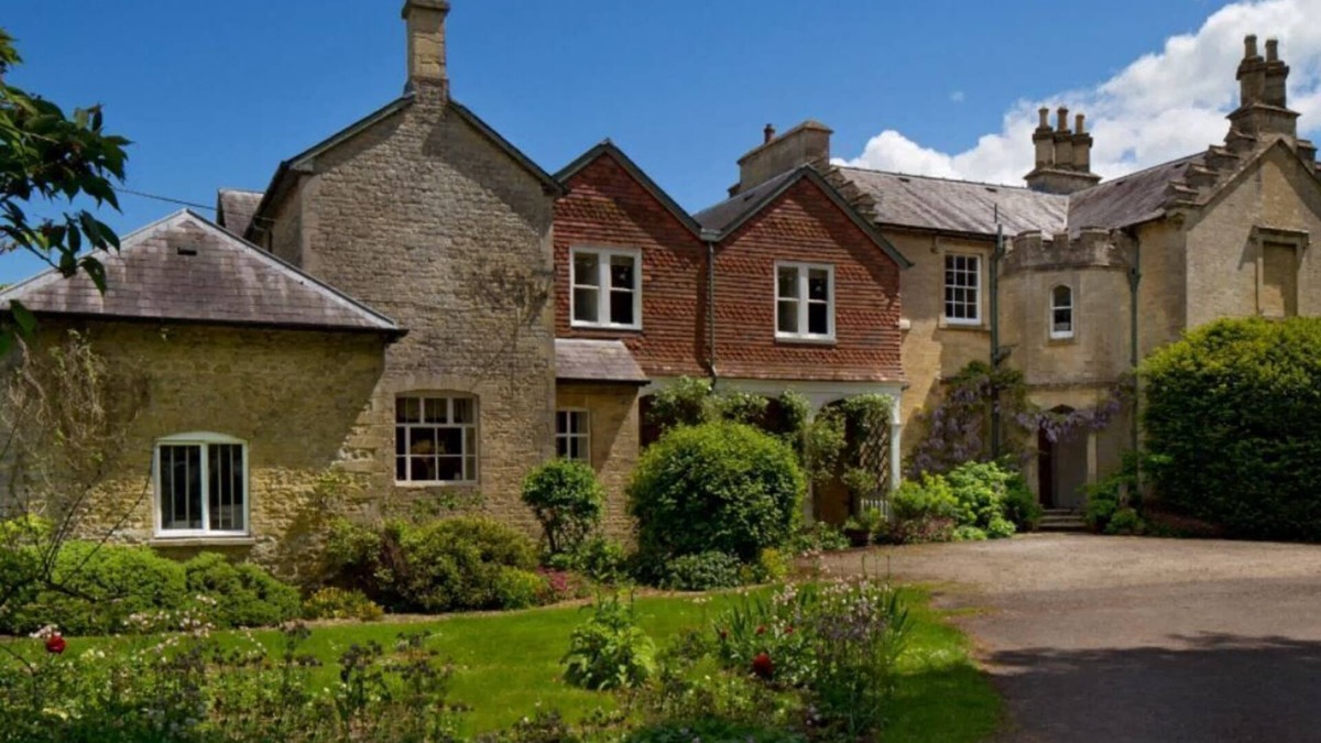 Middleton Stoney Apartment | Spacious and elegant apartment in country house only 5min to Bicester Village