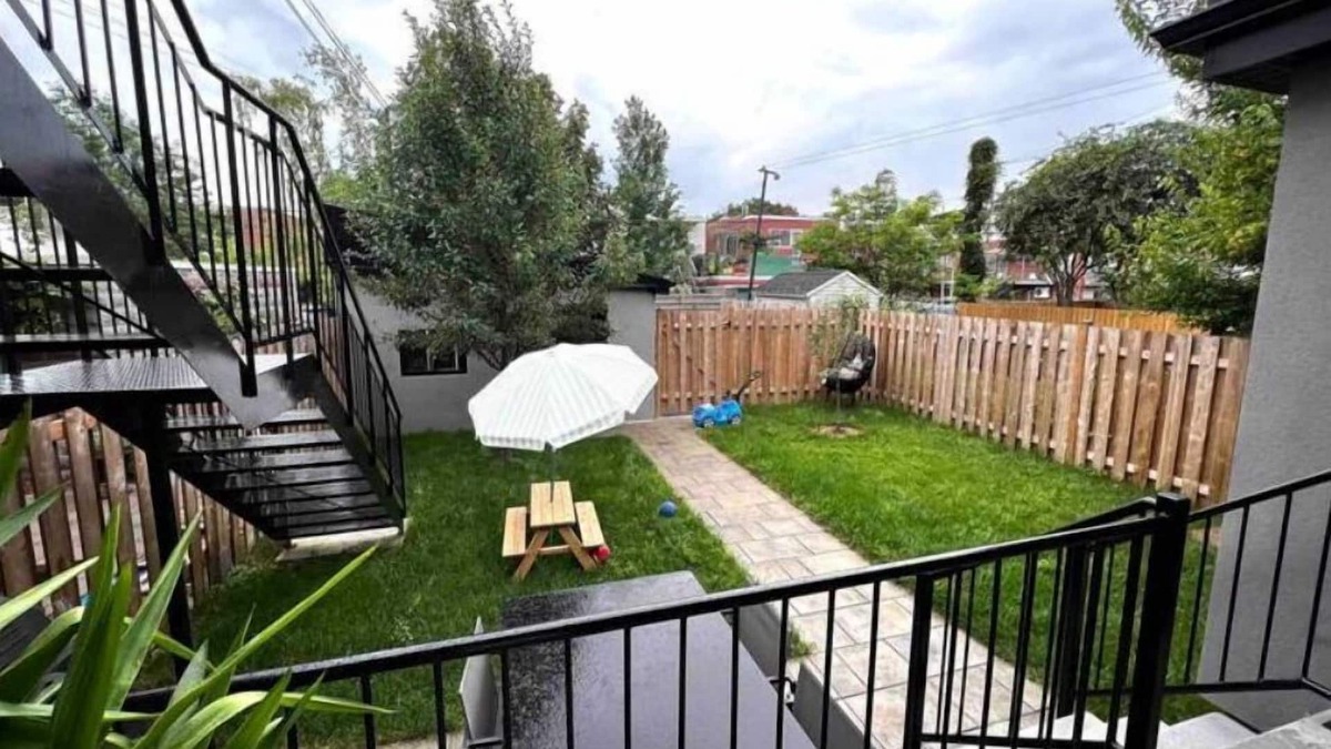 Pierrefonds-Roxboro Apartment | Spacious and Modern Family home