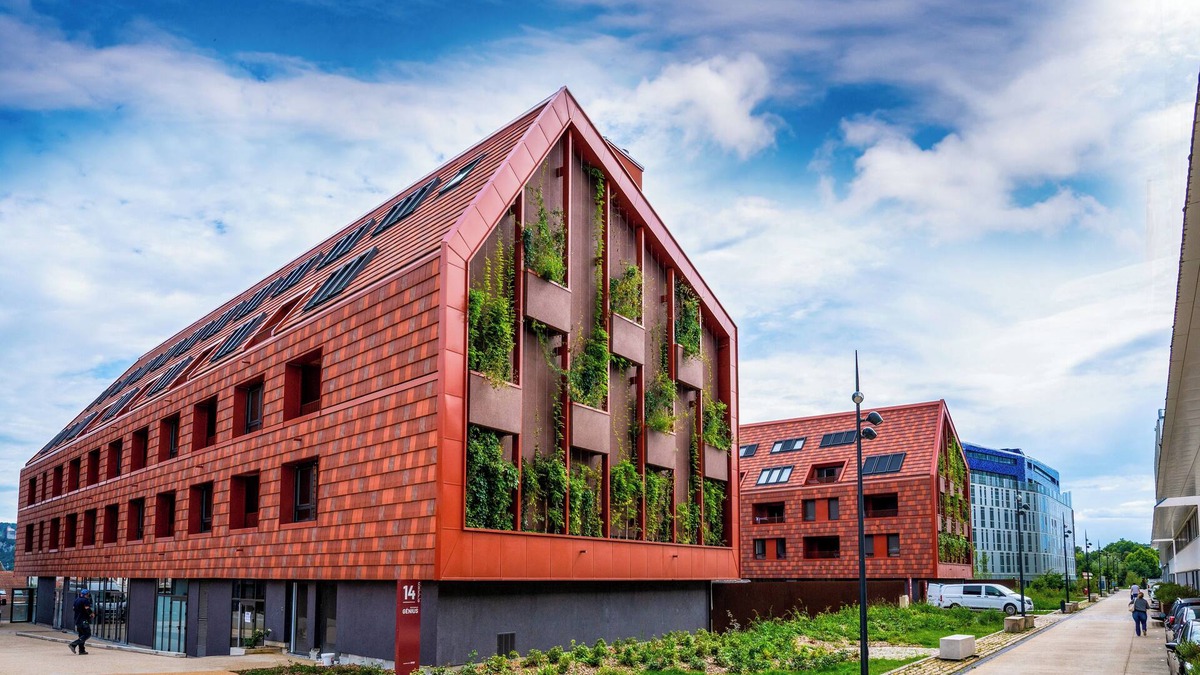 Besancon Condo | Spacious and peaceful, the T2 "COURBET" is ideal for 2 to 2 people.
