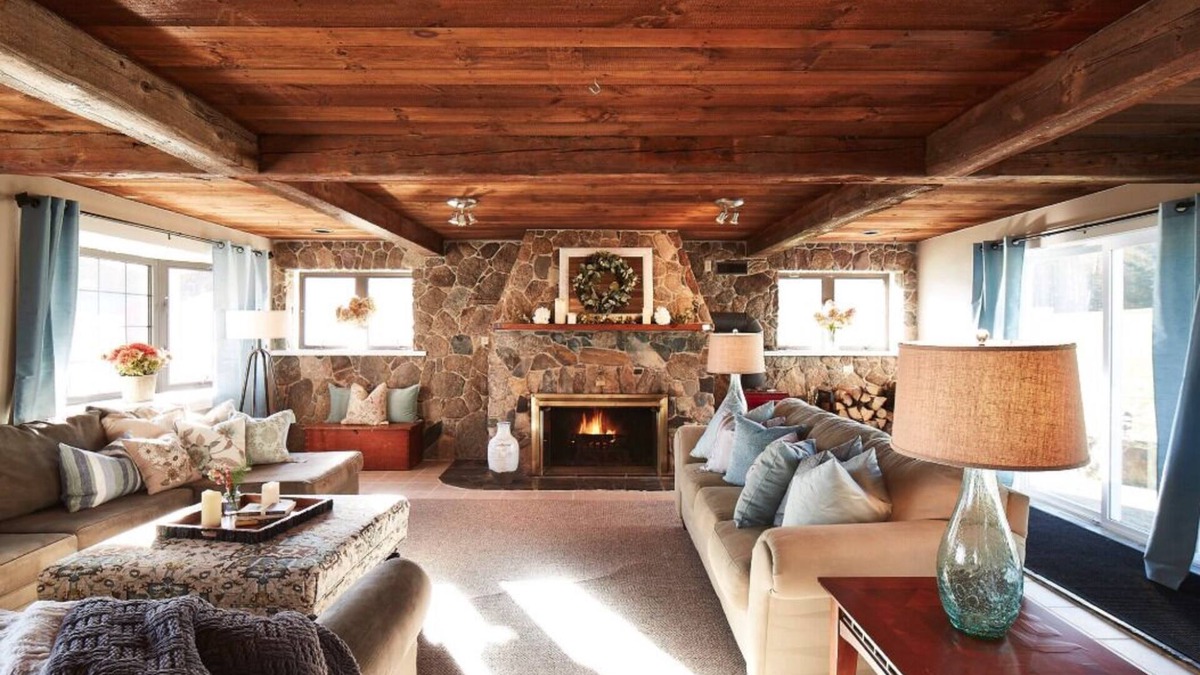 Guild House | SPACIOUS and PRIVATE renovated farmhouse for the whole family