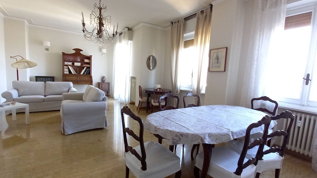 Parma City Centre Apartment | Spacious and quiet downtown area.