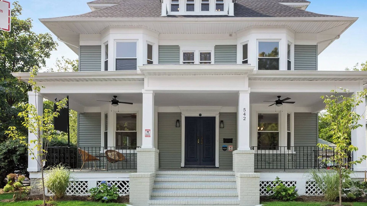 Flatbush House | Spacious and Renovated Victorian Free Standing Home in New York City