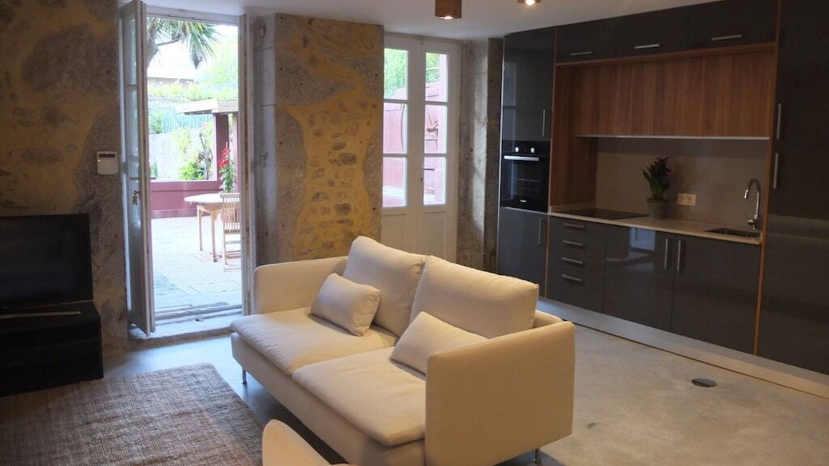 Foz do Douro Apartment | Spacious and stylish flat with private terrace near the sea
