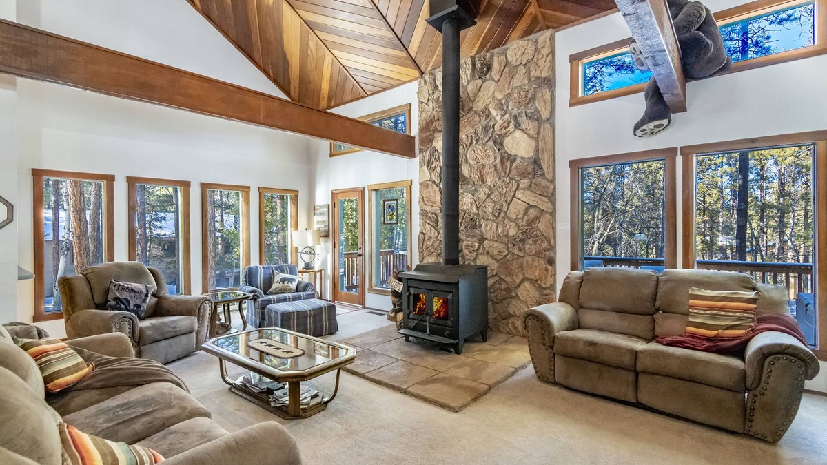 Angel Fire Cabin | Spacious Angel Fire Cabin Near Skiing, Hiking, and Fishing
