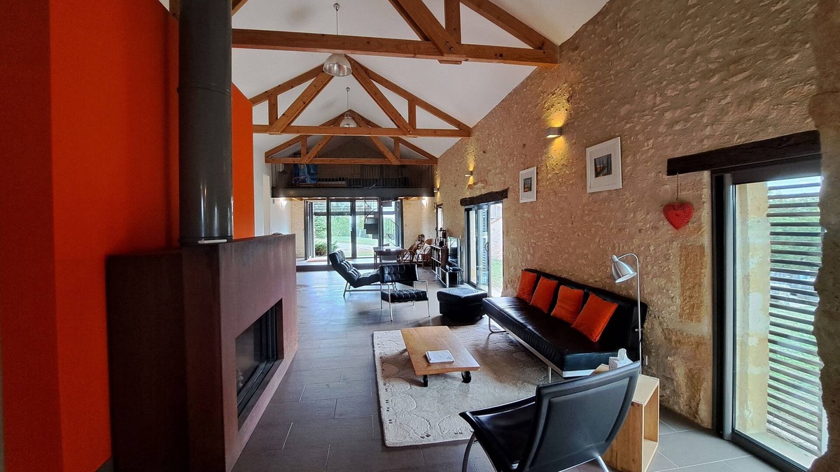 Saint-Avit-Senieur House | SPACIOUS APARTMENT IDEAL FOR A FAMILY BREAK BETWEEN BERGERAC AND SARLAT