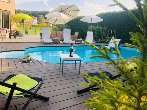 Bossonnens Apartment | Spacious Apartment 3.5 with Swimmingpool