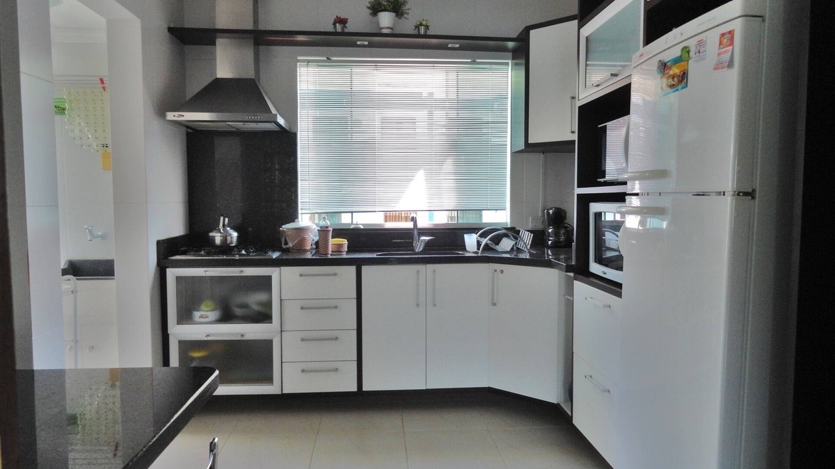 Centro Apartment | Spacious apartment, complete with swimming pool, 200m from the beach