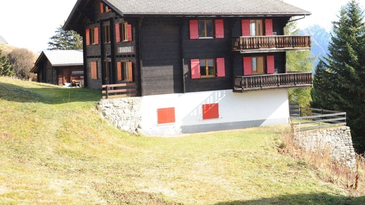 Filet Apartment | Spacious Apartment in Riederalp near Ski Trail