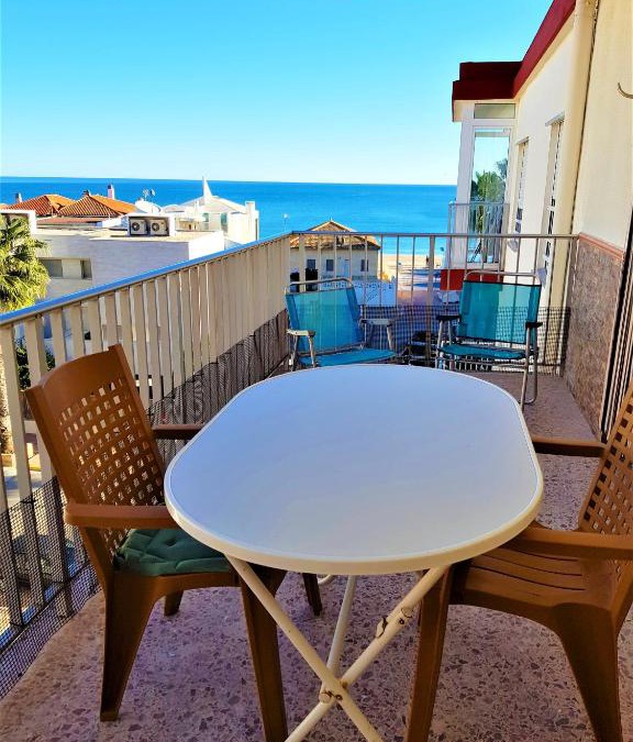 Tavernes de la Valldigna Apartment | Spacious apartment in Tavernes de la Valldigna with sea view