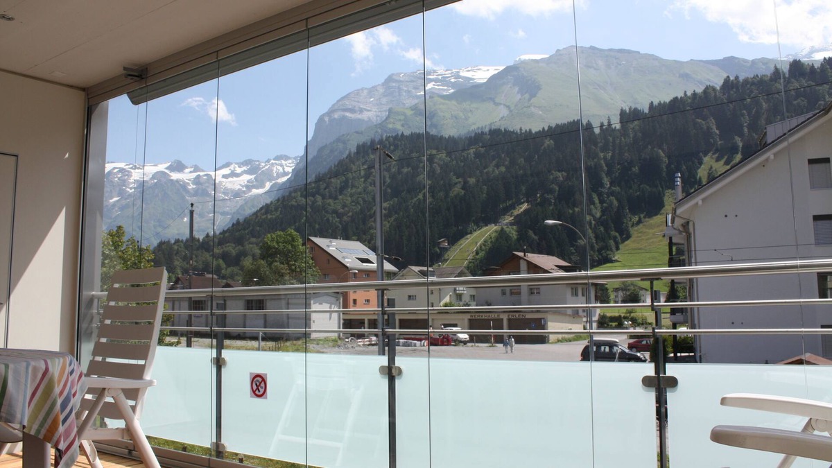 Engelberg Apartment | Spacious Apartment Sörenbächli - 3 Bedrooms - 2 Bathromms