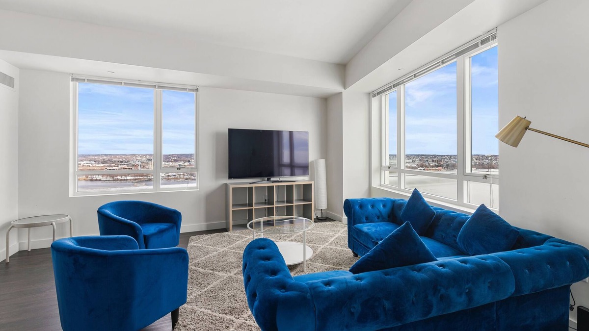 Assembly Square Apartment | Spacious apartment with water view