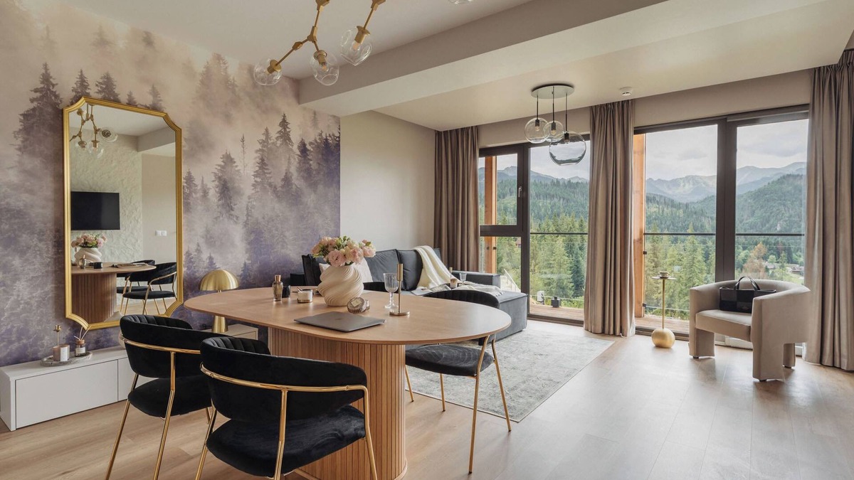 Zakopane Apartment | Spacious Apartment with Mountain Views