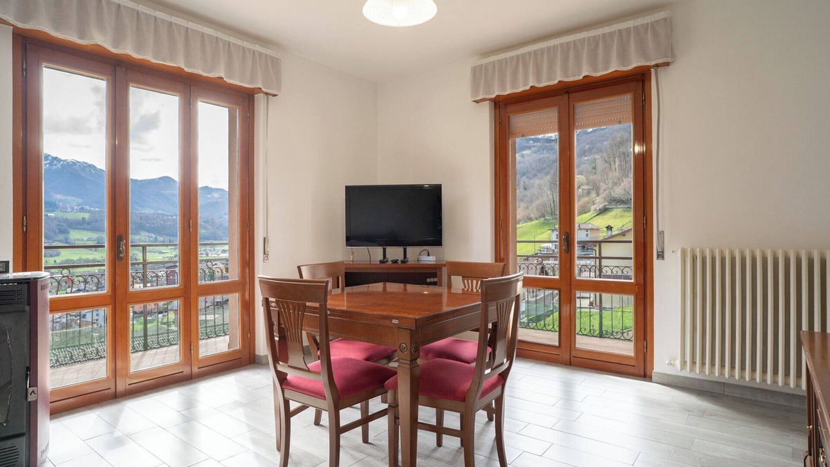 Pasturo Apartment | Spacious apartment with panoramic view