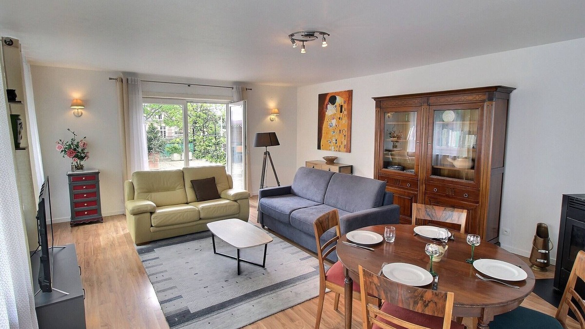 Colmar Apartment | Spacious Apartment with Terrace & Garage, 10 Min Walk to Park in Colmar