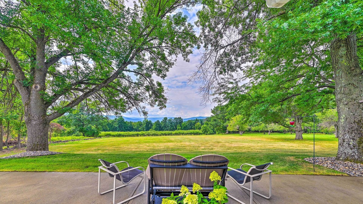 Central Bridge House | Spacious Apple Orchard Home: Game Room, Pool!