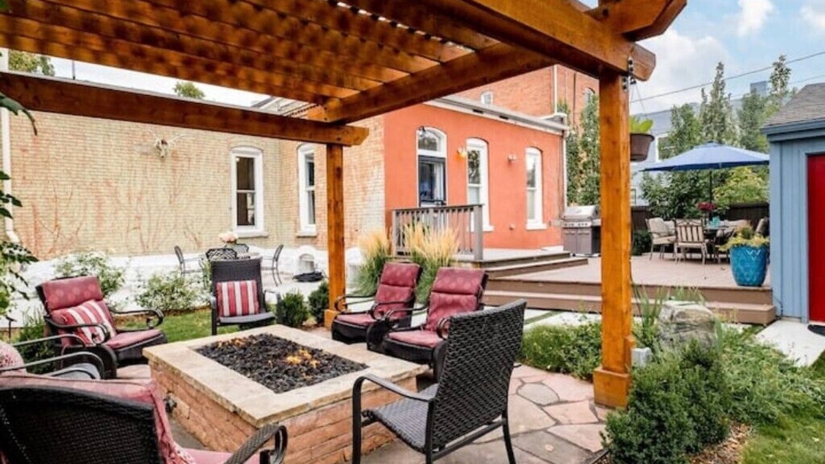 Five Points House | Spacious Artist’s House in the middle of Denvern