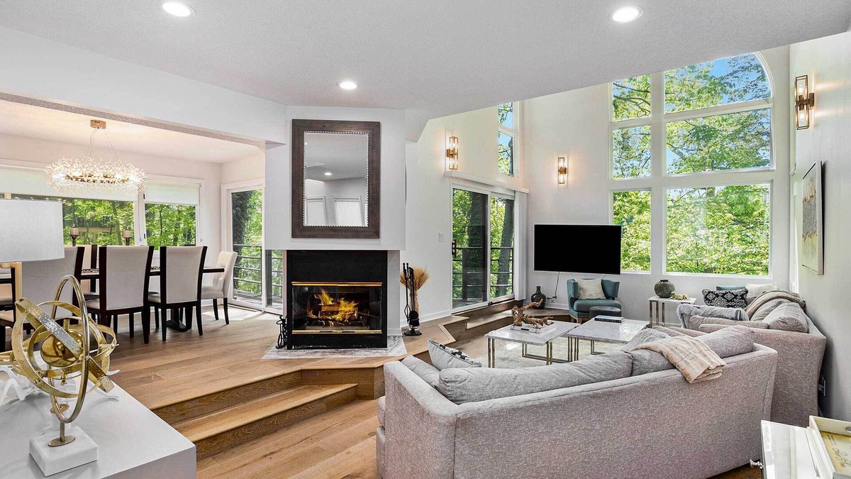 Baroda House | Spacious Baroda Home w/ Decks & Lake Access!